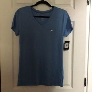 Nike athletes T-Shirts Size M light blue